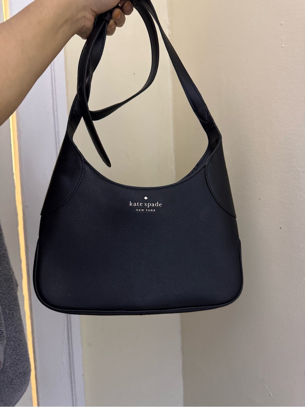 Kate Spade New York Black aster Leather hobo Shoulder Bag